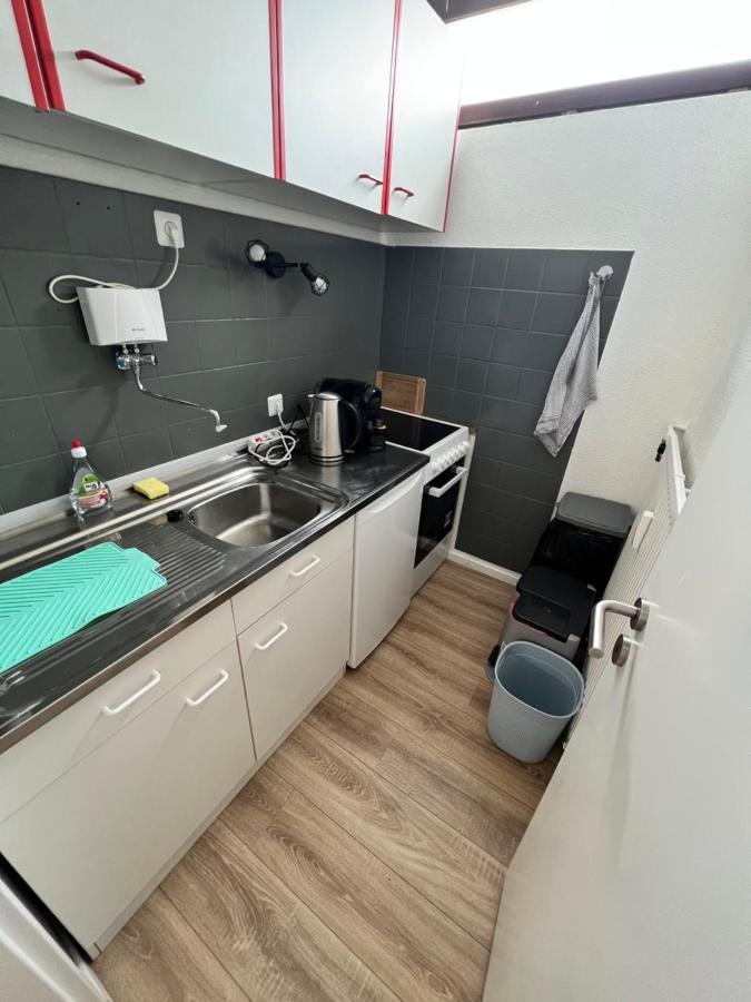 Knockscasa4You 2 Zimmer Monteure Appartement Nr 21 In Marburg المظهر الخارجي الصورة